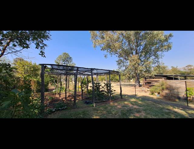 4.60HA SMALLHOLDING FOR SALE IN MODDERFONTEIN AH